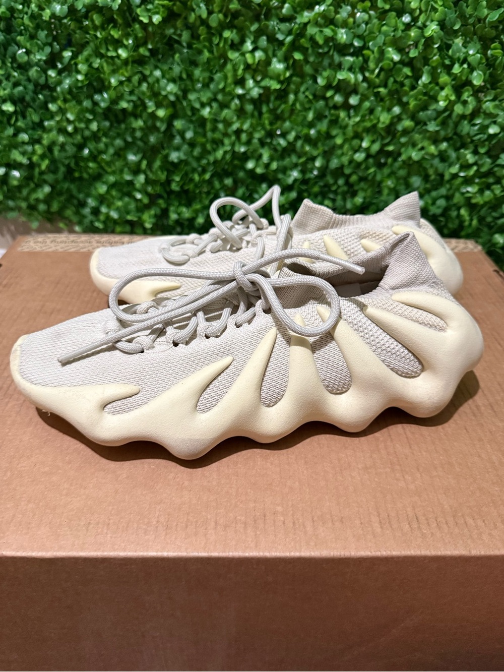 Adidas Yeezy Boost 450-Cloud White size 8